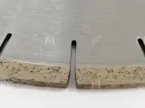 Dinosaw machine showing Segmented metal bond and tuned grit deliver fast cutting and stable kerfs across long runs.