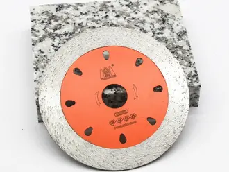 1.Superior Chip-Free Edge@1.5x.webp