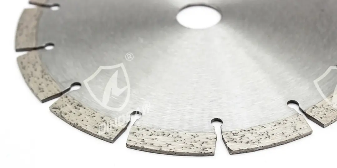 DINOSAW Segmented Diamond Cutting Disc for Concrete & Masonry (10)@1.5x.webp