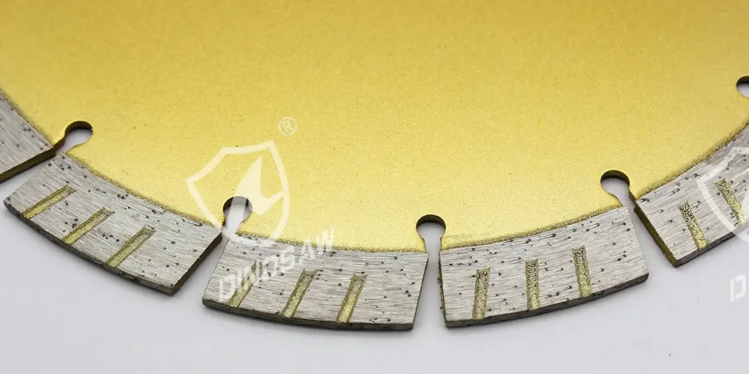 DINOSAW Segmented Diamond Cutting Disc for Concrete & Masonry (12)@1.5x.webp
