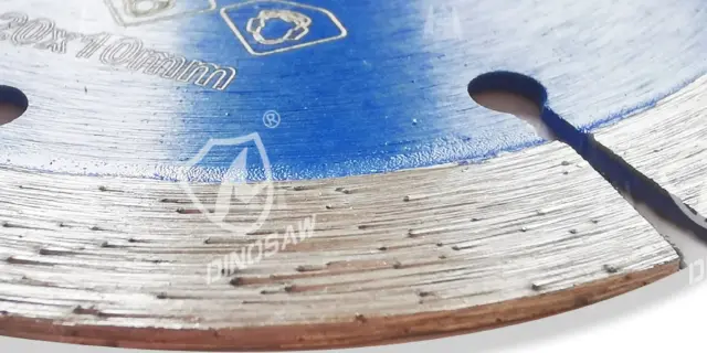 DINOSAW Segmented Diamond Cutting Disc for Concrete & Masonry (2)@1.5x