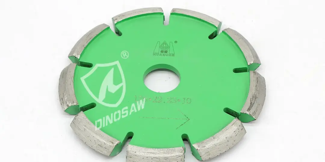 DINOSAW Segmented Diamond Cutting Disc for Concrete & Masonry (6)@1.5x.webp