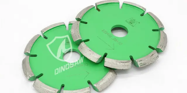 DINOSAW Segmented Diamond Cutting Disc for Concrete & Masonry (7)@1.5x