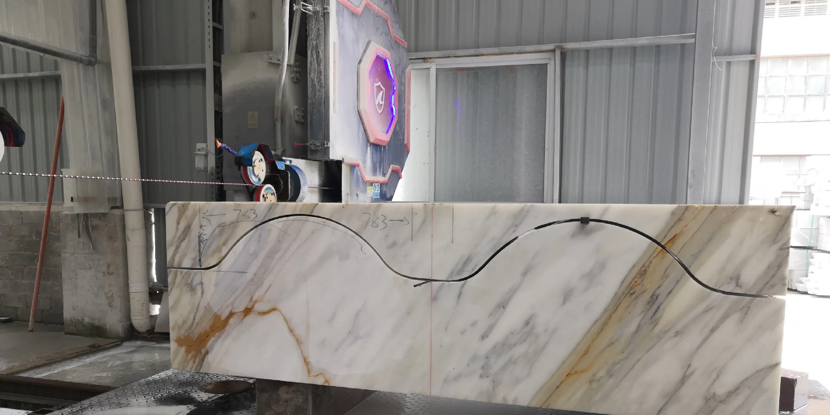 Large Marble Reception Counter Cutting Case Study Using CNC Wire Saw (4).webp