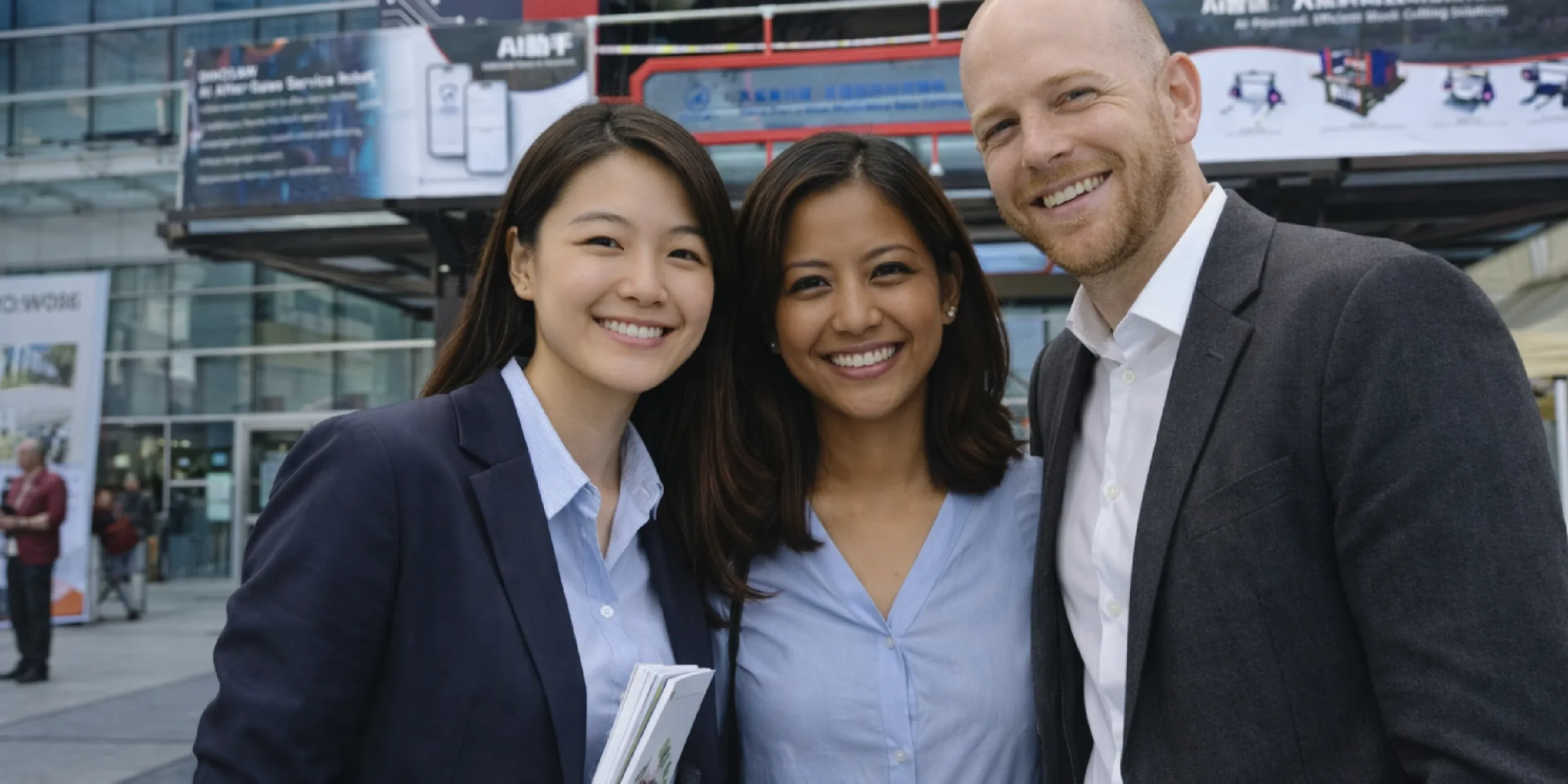 Lizzy with her friends at xiamen stone fair@1.5x.webp