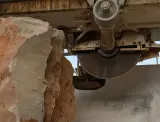 Dinosaw machine showing Maintains clean block foundations while cutting complete slabs, no secondary processing needed